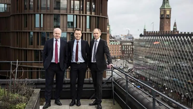 DLG-koncernens direktion Ole Christensen (tv), Kristian Hundebøll og Lars Sørensen (th) kan se med tilfredshed tilbage på 2017.