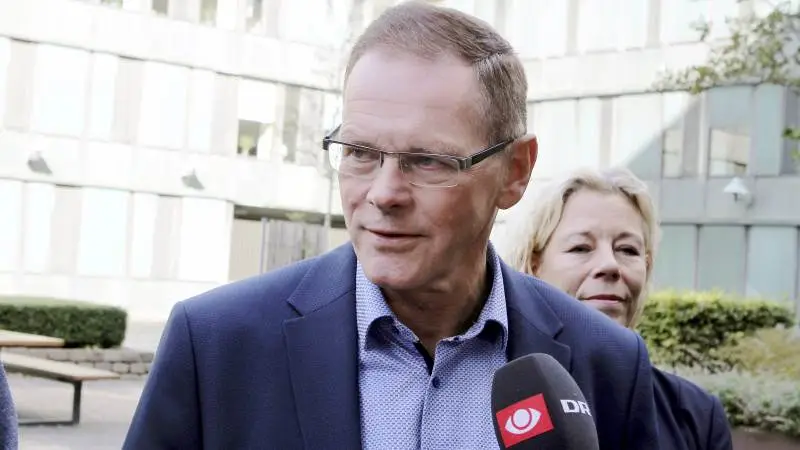 Venstres Erling Bonnesen var ikke tilfreds med ministersvar under samråd onsdag.