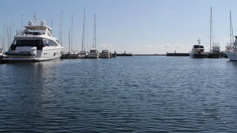 Skovshoved Havn huser mange store lystbåde. I næste uge er den mondæne havn dog også vært for en massiv udledning af spildevand til Øresund. Fotos: Lasse Ege Pedersen