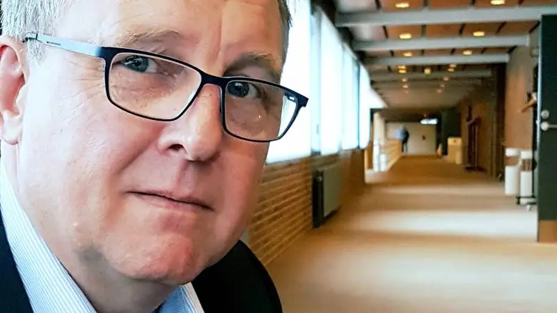 - Jeg undrer mig meget over Fødevarestyrelsens vurdering, og vi vil naturligvis gøre brug af den klagefrist på fire uger, som de har givet os, siger Erik Larsen, formand for Landbrug & Fødevarer Svineproduktion. Arkivfoto