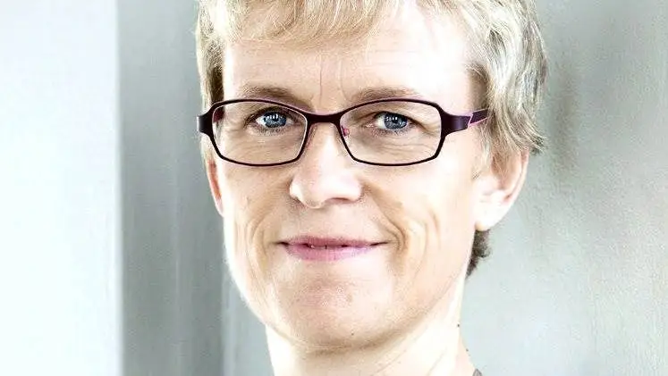 - Det er forventet og fornuftigt at udskyde de nye økologiregler et år, siger Lone Andersen, viceformand i Landbrug & Fødevarer.
