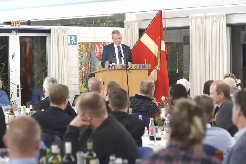 På talerstolen i Nexø var den bornholmske landboformand Lars-Ole Hjort-Larsen traditionen tro ikke bleg for at ytre sig mod blandt andet politikere på Christiansborg. Foto: Kenneth Jensen