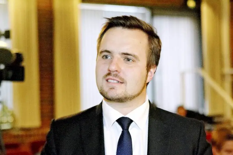 Erhvervsminister Simon Kollerup (V) håber, en aftale om fuldstændig erstatning til alle minkavlerne snart er på plads. Foto: Erik Hansen