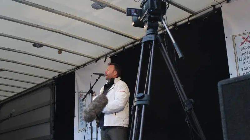 Folketingsmedlem for partiet Nye Borgerlige, Lars Boje Mathiesen, langede skarpt ud efter både regeringen og statsminister Mette Frederiksen i forbindelse med demonstrationen i Aarhus. Foto: John Ankersen