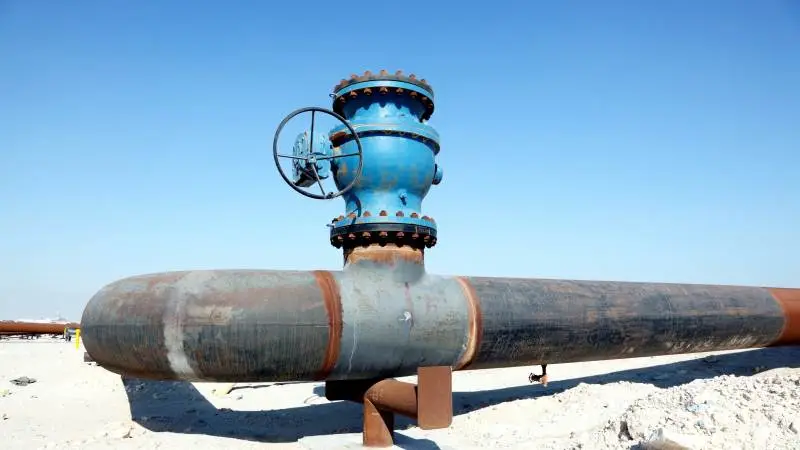 For øjeblikket er OPEC+-landenes olieproduktionen nedsat med 7,7 mio. tønder – cirka 8 procent af den globale olieefterspørgsel, ifølge en chefstrateg i Nykredit. Foto: Colourbox