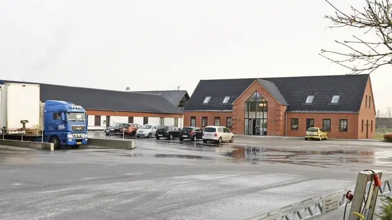 DanePork startede i 1989 under navnet Slagtegården. Virksomheden beskæftiger i dag cirka 185 medarbejdere og investerede 130 millioner kroner i nye produktionsfaciliteter i perioden 2018-2019. | Foto: LLN Press.