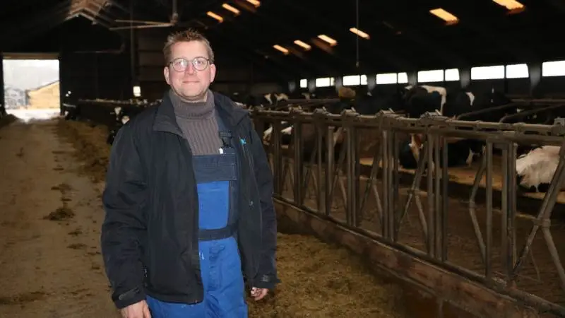 Kim Jørgensen, »Toftlundgaard«, glæder sig over at have fået markant mere tid til andre arbejdsopgaver, efter at han er begyndt at bruge det digitale værktøj Summax. Foto: Velas