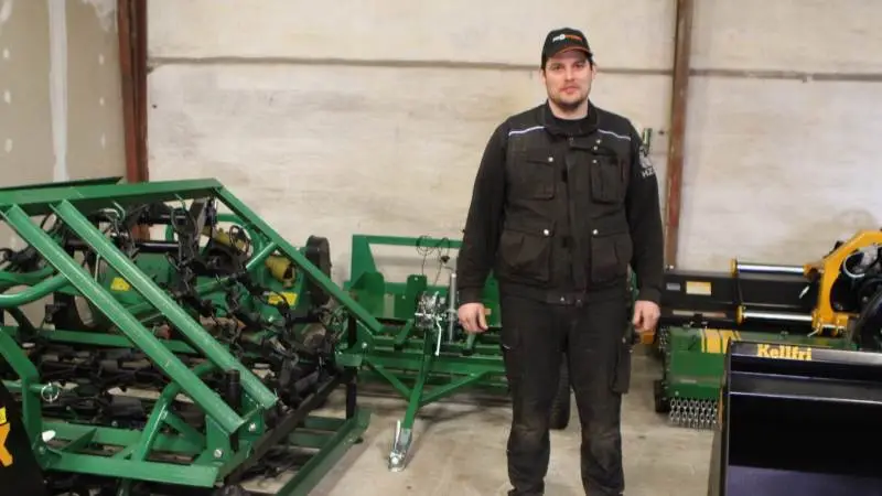 Anders V. Larsen fik hurtigt afsat sin første traktor som Kellfri-forhandler. Fotos: Christian Carus