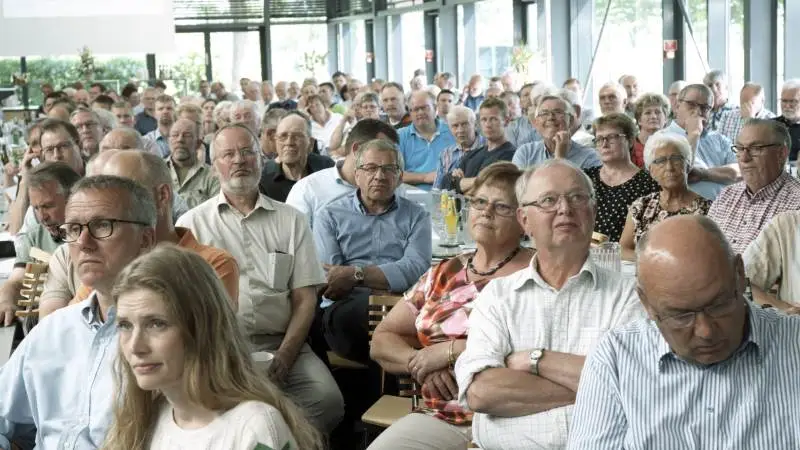 Mellem 250 og 275 landmænd og -kvinder deltog i landbrugskonferencen i går på Bygholm Landbrugsskole.