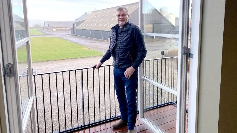 Svineproducenten Poul Uhrenholdt Jensen, der eksporterer omkring 120.000 smågrise om året, bakker helhjertet op om European Proteins forsøg med fermenteret foder.