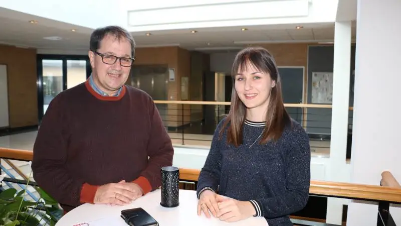 Jens Skov Rasmussen sammen med sin rekrutteringskollega Nataliia Kharchenko.