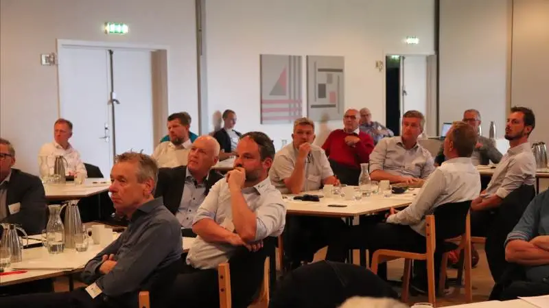 60 medlemmer af Danish Farmers Abroad deltog igen fysisk i organisationens halvårskonference i tirsdags. Omkring 30 medlemmer deltog ude fra verden via Teams. Fotos: Jørgen p. Jensen
