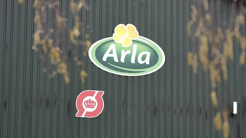Fra marts 2022 vil Arlas acontopris for både konventionel og økologisk mælk stige med 14,9 øre per kilo. Desuden øges tillægget for Non-GM med 3,7 øre per kilo.