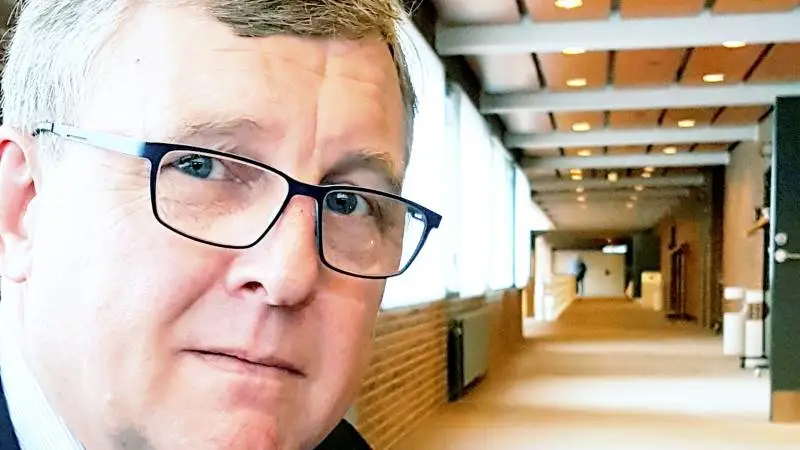 - Vi, som arbejdsgivere, skal i denne meget alvorlige tid gøre, hvad vi kan for at skabe trygge rammer, støtte vores medarbejdere og hjælpe dem, som det nu er muligt. Vi kan ikke løse deres udfordringer, men vi kan skabe rammerne, der kan være med til at hjælpe vores ukrainske medarbejdere, udtaler Erik Larsen i en meddelelse. Arkivfoto