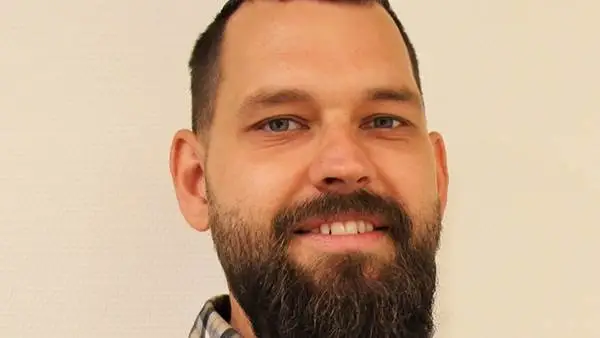 Jeppe Albrektsen, klima- og skovrejsningsrådgiver hos Velas ser mange fordele ved at rejse skov.