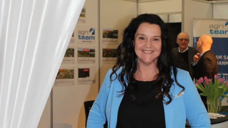 Bettina Sæderup, ejendomsmægler og medindehaver, Agriteam Viborg/Aars, råder til, at man kommer ud af busken, hvis man går med overvejelser om både køb og salg af ejendom. Foto: Line Brusgaard