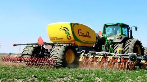 Her ses en 8-meters fuld udstyret System Cameleon.