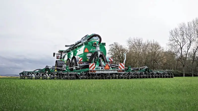 Samson Agro har tilføjet endnu en gyllenedfælder til redskabsprogrammet – enkeltskærs-nedfælderen Samson TS. Den nye nedfælder tilbydes i to modeller med arbejdsbredderne 8, 8 og 12 meter. Pressefoto