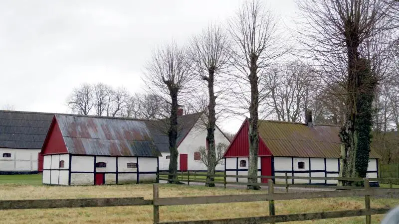 Landsforeningen for Landboturisme har i 30 år givet børnefamilier dejlige ferieoplevelser på landet. Store og små gæster har besøgt vores feriegårde og med deres interesse og begejstring sørget for, at værtsfamilierne på gårdene har lyst til at blive ved med at invitere indenfor.