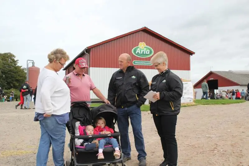 52 bedrifter over hele landet havde søndag i alt over 73.000 besøgende til Åbent Landbrug, der således endnu en gang var et stort tilløbsstykke.