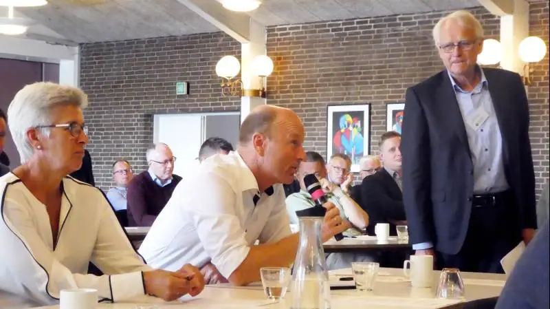 Tom Axelgaard, som ses midterst på billedet til Danish Farmers Abroads sommerkonference 2017, bliver den nye sekretariatsleder for foreningen. Foto: Jørgen P. Jensen