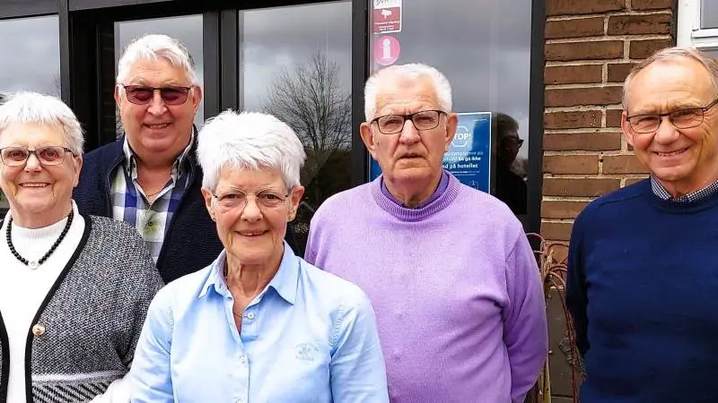 Foto af den nuværende bestyrelse i Landsforeningen LandboSenior – fra venstre: Birte Kristensen, Børge Jørgensen, Annette Dissing, Poul Jensen, Henning Ø. Bloch. Foto: LandboSenior
