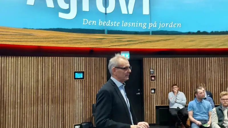 Niels Peter Ravnsborg, direktør i Agrovi, håber på endnu flere kunder med den nye afdeling i udkanten af Vejle. Foto: John Ankersen