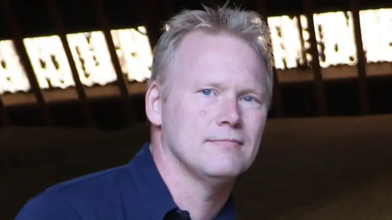 Peter Mark Nielsen anbefaler, at man venter med at købe mineraler på lang kontrakt. Foto: Velas