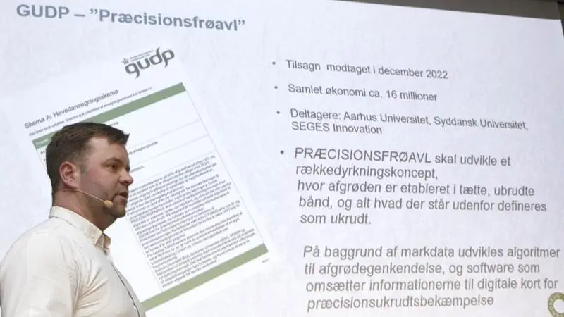 - Frøavlerens faglighed og evne til at tage beslutninger vil fortsat være afgørende for det endelige resultat, påpegede Troels Prior Larsen ved årsmødet i Landbrug & Fødevarers Frøsektion, hvor han blandt andet præsenterede et GUDP-projekt for præcisionsfrøavl til 16 millioner kroner. Foto: Erik Hansen