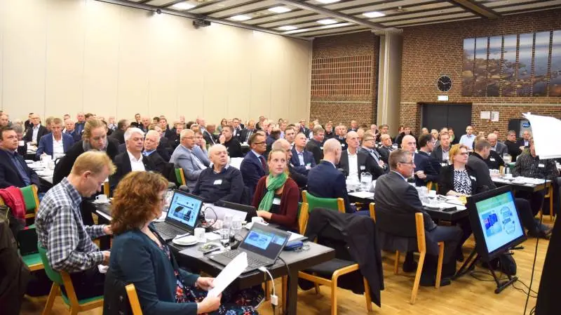 Der var mødt 220 frem til årets generalforsamling hos DLF, der blev afholdt på Hotel Nyborg Strand. De kunne konstatere, at 37-årige Martin Mogensen fra Gedved blev nyt medlem af DLF’s bestyrelse.
