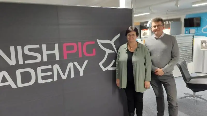 Salgsdirektør hos ACO Funki, Torben Olesen, og CEO ligeledes hos ACO Funki, Lene Bryde, glæder sig til at byde velkommen til arrangementet omkring CO2-reduktion i griseproduktionen. Foto: John Ankersen
