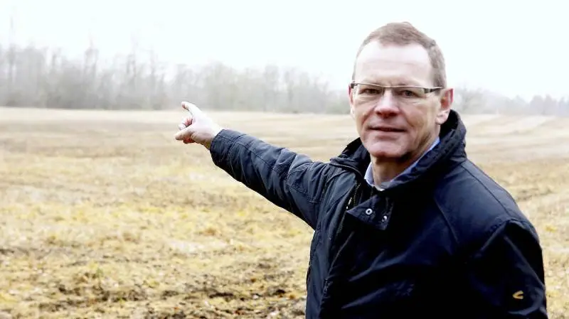 - Det er vigtigt, at vi får et overblik over, hvor der skal være diger i landskabet, og hvor det blot er gamle og uhensigtsmæssige jordvolde, påpeger Erling Bonnesen (V). Arkivfoto: Erik Hansen