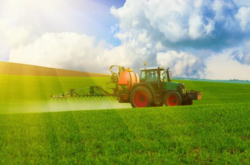 De første priser på planteværn er nu i markedet, og AgroMarkets har holdt dem op imod sidste års priser.