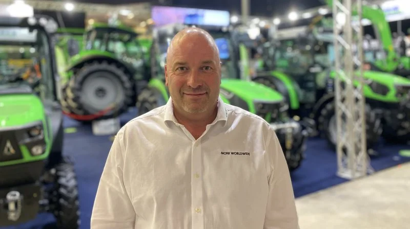 - Vi har foreløbigt reserveret 150 til 170 Deutz-Fahr-traktorer til det danske marked i år, siger importør og indehaver af Moni Worldwide, Thomas Mortensen. Foto: Per Jørgensen