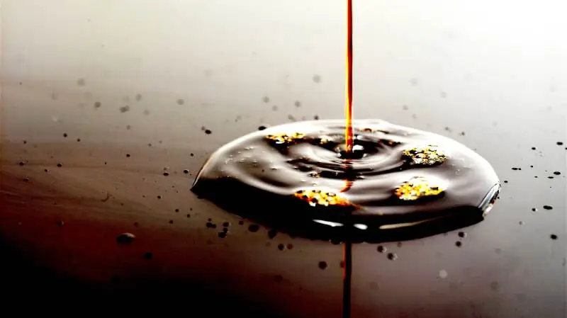 Olieprisen presses i takt med nedturen på aktiemarkedet og på usikkerhed om hvorvidt OPEC og Rusland fortsat vil holde olieproduktionen nede i 2019. Næste mål for olieprisen har jeg nu nede ved 50 dollar pr. tønde.