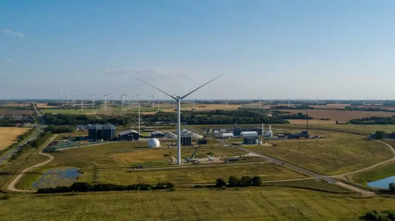 Virksomheden Stiesdal SkyClean, der byggede sit første anlæg her i GreenLab Skive, stod bag et af Danmarks og verdens første pyrolyseanlæg. Men der er brug for flere, så nu bliver der doneret flere penge til at udvikle teknologi og anlæg. Foto: GreenLab Skive