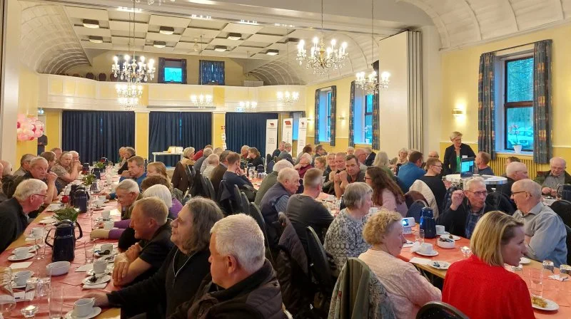 Godt 100 fynboer takkede forleden ja til, at få svar på nogle af deres mange spørgsmål vedrørende de nye ejendomsvurderinger. Fotos: Camilla Bønløkke