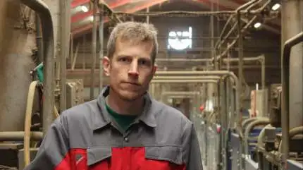 Svineproducenternes formand Jeppe Bloch Nielsen siger ifølge Finans, at der er en del mellemstore svineproducenter med slidte produktionsanlæg, som nu tømmer staldene for grise for at sælge kornet fra årets høst med fortjeneste. Foto: Anne Wolfenberg