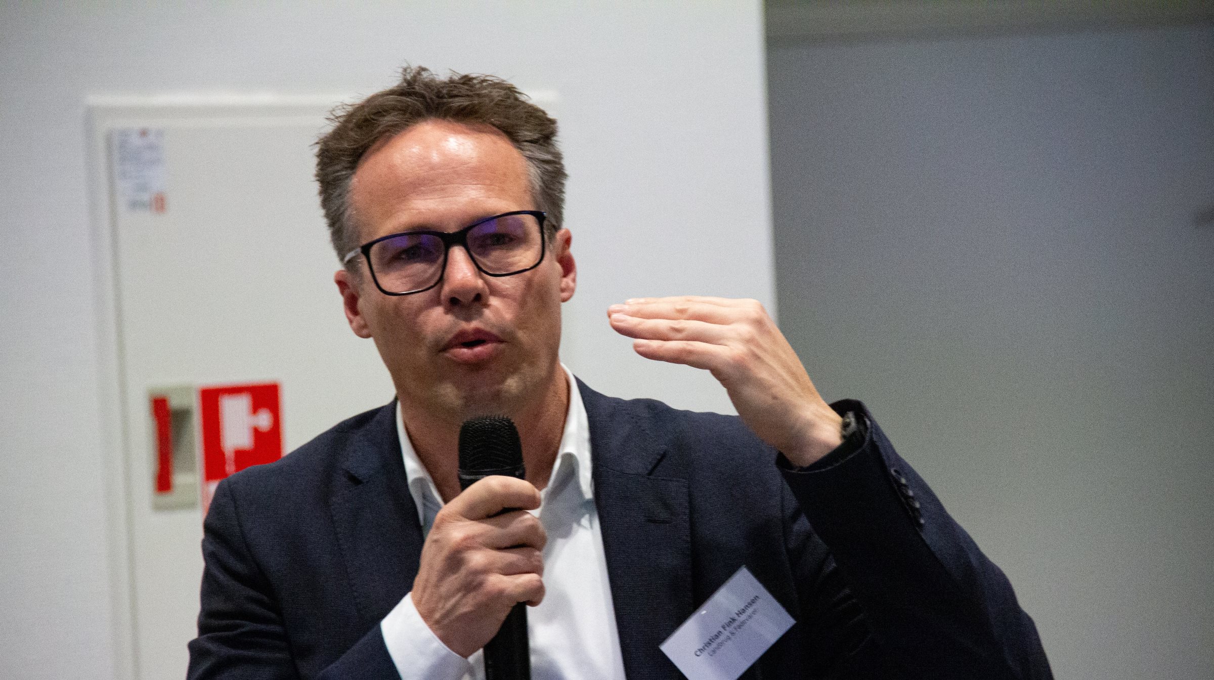 Axelborg-repræsentanter gled af på beskyldninger om fravær i den ...