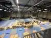 Ny stadionhal for Guldborgsund Kommune i Nykøbing Falster, hvor det indvendige arbejde i hallen er godt i gang. Foto: Gråkjær