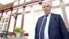 Ejeren af Aakær Gods syd for Odder, Johan Koed-Jørgensen, forlanger i en verserende retssag erstatning på mindst 39.140.000 kroner for driftstab i forbindelse med forsumpning af hans marker som følge af manglende oprensning fra kommunens side. 