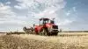 Fra få og meget standardiserede opgaver i marken byder Quadtrac’en sig nu til med trinløs CVXDrive transmission og dermed mulighed for enhver opgave i marken.