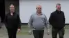Bag Christensminde Gårdbutik står Magnus Kristiansen (th) og hans forældre, Kristina og Lars Kristiansen.