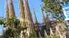 Verdens nok mest berømte kirke udover Peters kirken i Rom er Sagrada Familia i Barcelona tegnet af arkitekten Antoni Gaudi, der kom til i 1883 – og endnu er den ikke helt færdig.