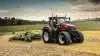 De nye teknologipakker til Case IH Optum gør det muligt at skræddersy funktioner og automatisering, mens joysticket i armlænet giver føreren fuld kontrol over både front- og baglift via Pro 1200-skærmen. Pressefoto
