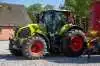 CLAAS AXION 870 hos Molbo Agro – en kraftfuld og komfortabel traktor, som gør en forskel i det bæredygtige markbrug.