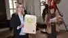 Danmarks Hidtil yngste kartoffelambassadør, Marie-Louise Boisen Thøgersen, afløser sidste års kartoffelambassadør, regionsrådsformand Stephanie Lose, som her ses ved udnævnelsen på Danmarks Kartoffel Råds årsmøde i januar 2017. Arkivfoto: Anders Kurt Simonsen