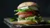 EU har besluttet at forbyde en række kødbaserede navne til plantebaserede produkter. Burgere er dog et af de produkter, der stadig gerne må kaldes burger, selvom den er plantebaseret. Foto: Colourbox