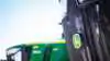 Mindre landbrugsmaskiner samt entreprenør- og skovudstyr løfter John Deere, som fastholder milliardforventninger trods modvind. Arkivfoto: Daniel Barber