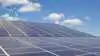 Energi fra sol og vind er det nok af, men det kniber med kapacitet til at få den grønne strøm ud til stikkontakterne, fremgår det af analyse. Arkivfoto: Tenna Bang